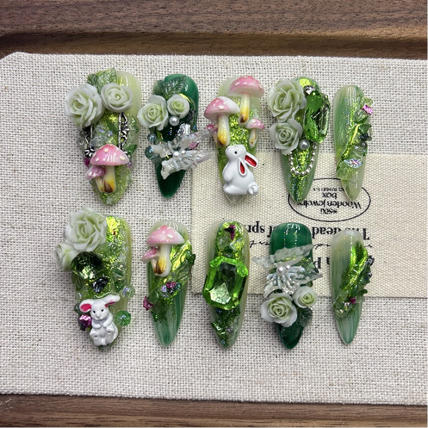 "The Wizard of Oz" Handmade Nail Art