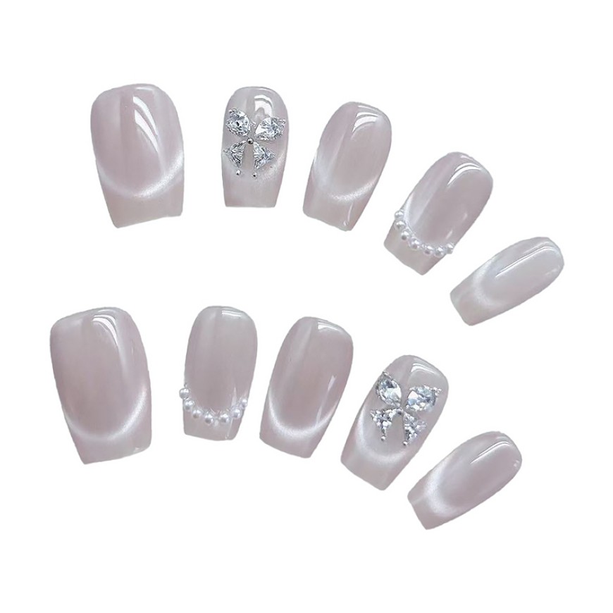 Rhinestone Butterfly Cat-Eye Nail Art