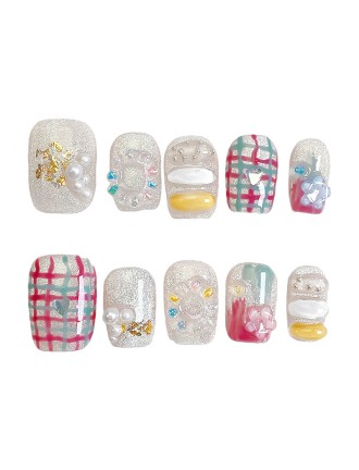 Hand painted Checkered Cat Eye Nail Art