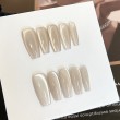 Minimalist Solid Color Cat Eye Nail Art