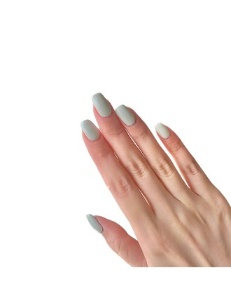 Mint Green Nail Art